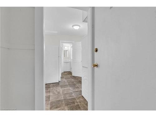 2-503 Victoria Street N, Kitchener, ON - Indoor Photo Showing Other Room