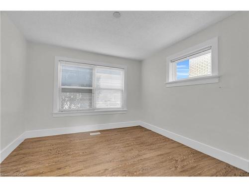 2-503 Victoria Street N, Kitchener, ON - Indoor Photo Showing Other Room