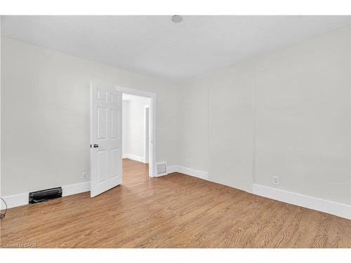 2-503 Victoria Street N, Kitchener, ON - Indoor Photo Showing Other Room