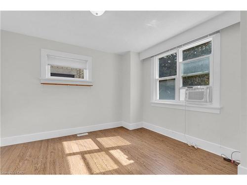 2-503 Victoria Street N, Kitchener, ON - Indoor Photo Showing Other Room