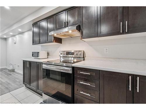 390 Linden Drive, Cambridge, ON - Indoor Photo Showing Kitchen