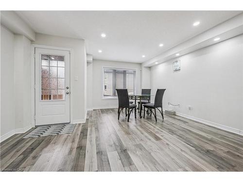 390 Linden Drive, Cambridge, ON - Indoor