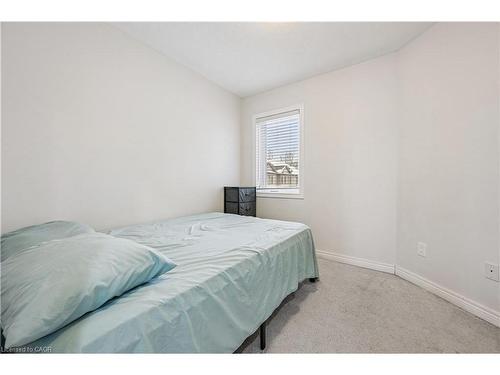 390 Linden Drive, Cambridge, ON - Indoor Photo Showing Bedroom