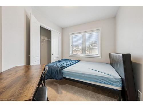 390 Linden Drive, Cambridge, ON - Indoor Photo Showing Bedroom