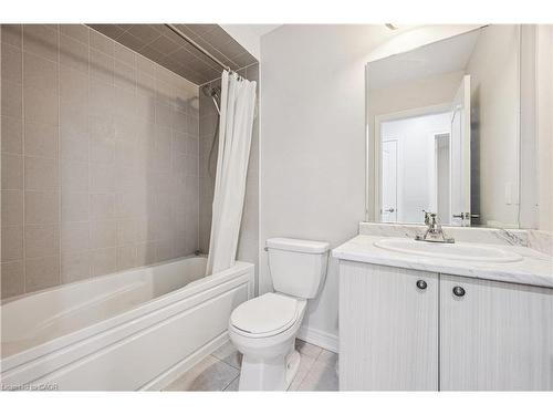 390 Linden Drive, Cambridge, ON - Indoor Photo Showing Bathroom