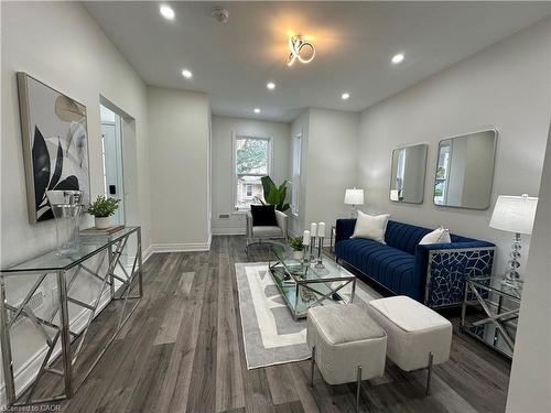 315 Simcoe Street, Woodstock, ON - Indoor Photo Showing Other Room