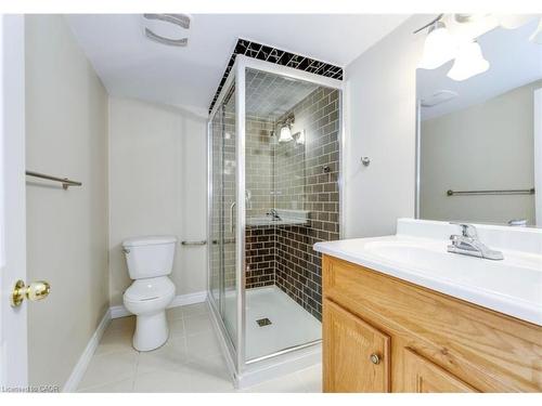 4639 Drever Road, Burlington, ON - Indoor Photo Showing Bathroom