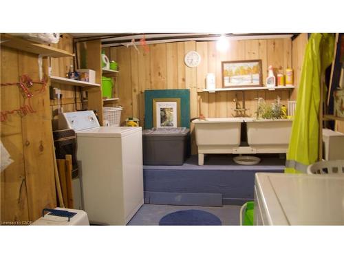 465 Macnab Street N, Hamilton, ON - Indoor Photo Showing Laundry Room