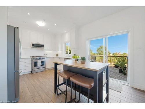 160 Freure Drive, Cambridge, ON - Indoor