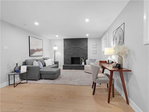 3406 Putter Place, Burlington, ON - Indoor Photo Showing Living Room With Fireplace