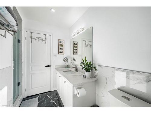 5708 Margarita Crescent, Mississauga, ON - Indoor Photo Showing Other Room