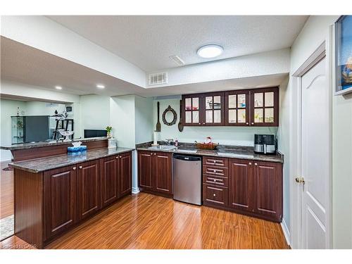 5708 Margarita Crescent, Mississauga, ON - Indoor Photo Showing Other Room