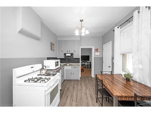 127 East Avenue N, Hamilton, ON - Indoor Photo Showing Dining Room