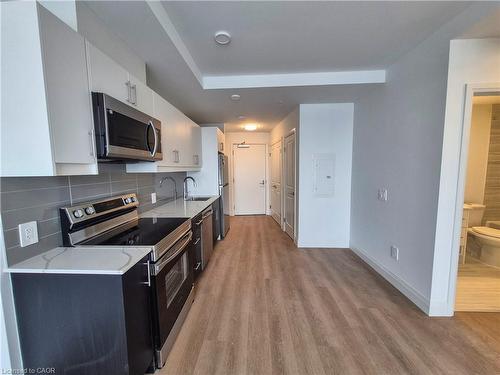 1001-1333 Weber Street E, Kitchener, ON - Indoor Photo Showing Kitchen