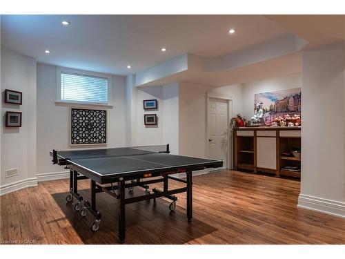 108 Livno Common, Oakville, ON - Indoor Photo Showing Other Room