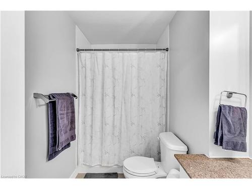 806-1 Victoria Street S, Kitchener, ON - Indoor Photo Showing Bathroom