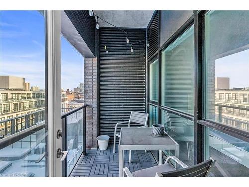 806-1 Victoria Street S, Kitchener, ON - Outdoor With Exterior