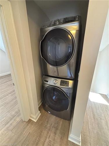55 Mohawk Road W, Hamilton, ON - Indoor Photo Showing Laundry Room
