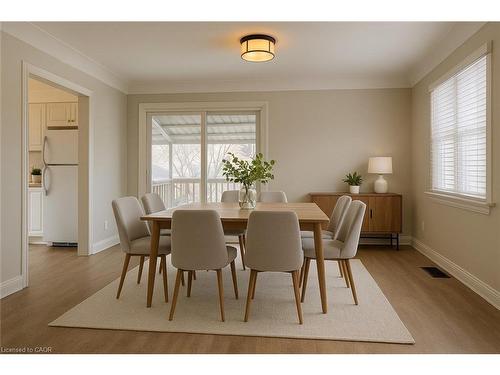 55 Mohawk Road W, Hamilton, ON - Indoor Photo Showing Dining Room