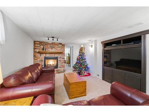 34 Ramsey Crescent, Hamilton, ON - Indoor Photo Showing Living Room With Fireplace