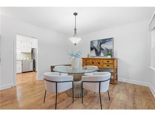 149 West 28Th Street, Hamilton, ON - Indoor Photo Showing Dining Room