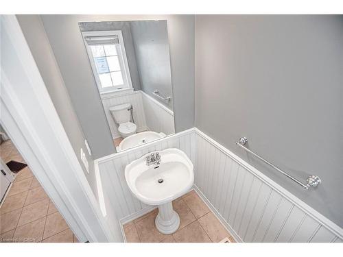 23-222 Fall Fair Way, Binbrook, ON - Indoor Photo Showing Bathroom