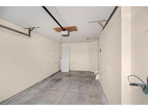 23-222 Fall Fair Way, Binbrook, ON - Indoor Photo Showing Garage