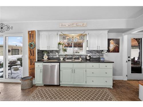 52 Lorne Avenue, Burford, ON - Indoor Photo Showing Kitchen With Double Sink