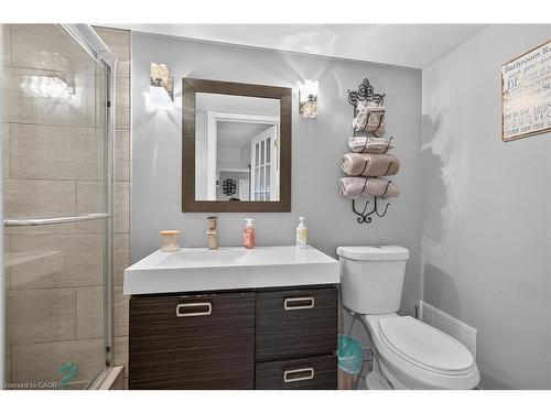 52 Lorne Avenue, Burford, ON - Indoor Photo Showing Bathroom