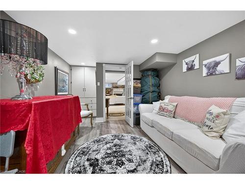 52 Lorne Avenue, Burford, ON - Indoor