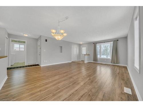 114 Glencliffe Court, Kitchener, ON - Indoor Photo Showing Other Room