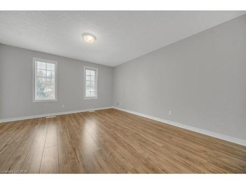 114 Glencliffe Court, Kitchener, ON - Indoor Photo Showing Other Room
