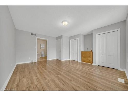 114 Glencliffe Court, Kitchener, ON - Indoor Photo Showing Other Room