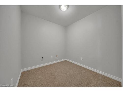 114 Glencliffe Court, Kitchener, ON - Indoor Photo Showing Other Room