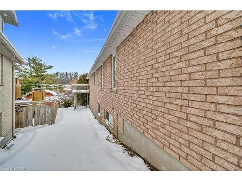 114 Glencliffe Court, Kitchener, ON - Outdoor With Exterior