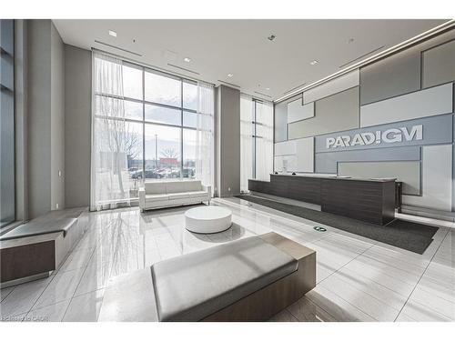 2001-2081 Fairview Street, Burlington, ON - Indoor Photo Showing Other Room