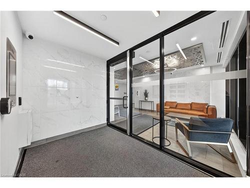 902-104 Garment Street, Kitchener, ON - Indoor Photo Showing Other Room