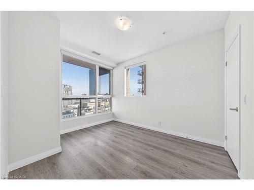 902-104 Garment Street, Kitchener, ON - Indoor Photo Showing Other Room