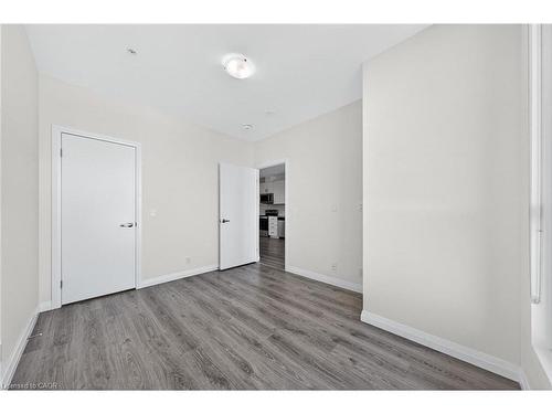 902-104 Garment Street, Kitchener, ON - Indoor Photo Showing Other Room