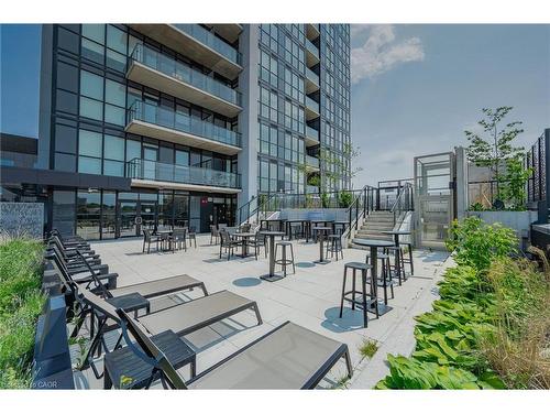 902-104 Garment Street, Kitchener, ON - Outdoor