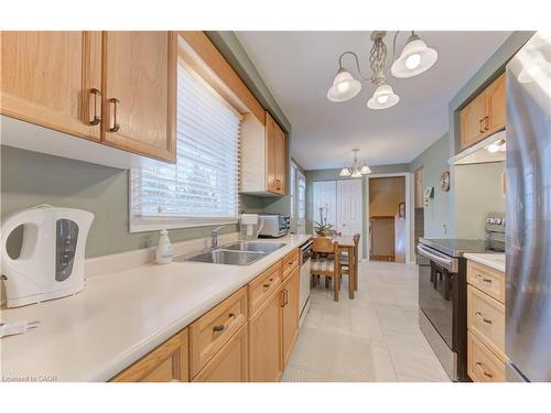 33 Manor Drive, Kitchener, ON - Indoor Photo Showing Kitchen With Double Sink