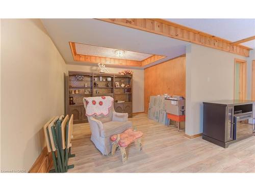 33 Manor Drive, Kitchener, ON - Indoor