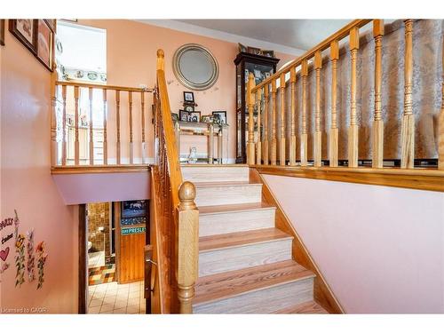 75 Hanover Place, Hamilton, ON - Indoor Photo Showing Other Room