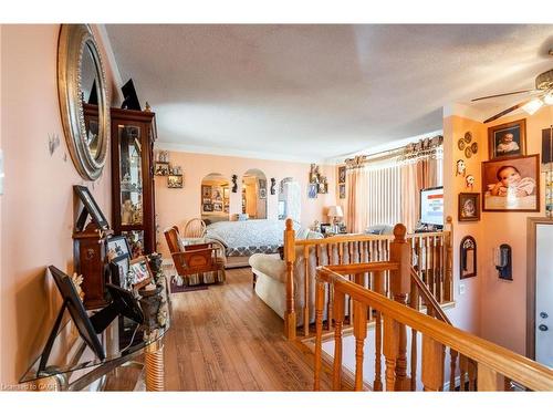 75 Hanover Place, Hamilton, ON - Indoor Photo Showing Other Room