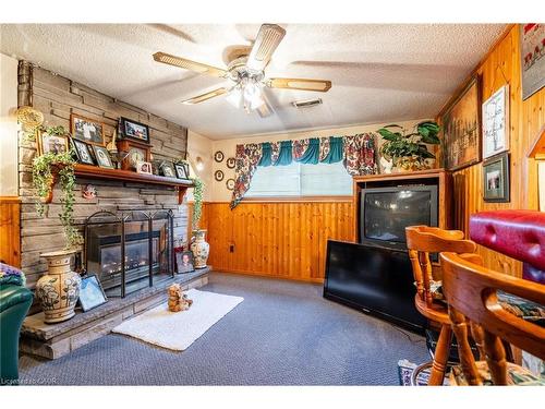 75 Hanover Place, Hamilton, ON - Indoor With Fireplace