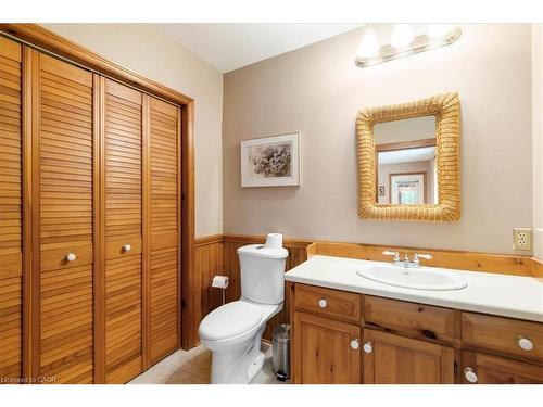 658 Culver Road, Waterford, ON - Indoor Photo Showing Bathroom