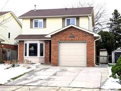 2425 Headon Forest Drive  Burlington, ON L7M 3K7