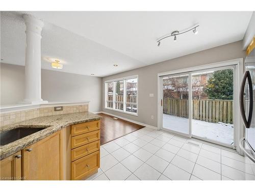 2466 Appalachain Drive, Oakville, ON - Indoor Photo Showing Kitchen