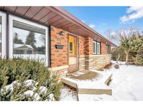 626 Iroquois Avenue, Ancaster, ON - Outdoor