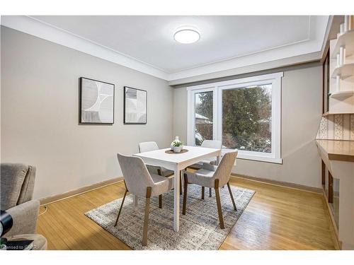 626 Iroquois Avenue, Ancaster, ON - Indoor Photo Showing Dining Room